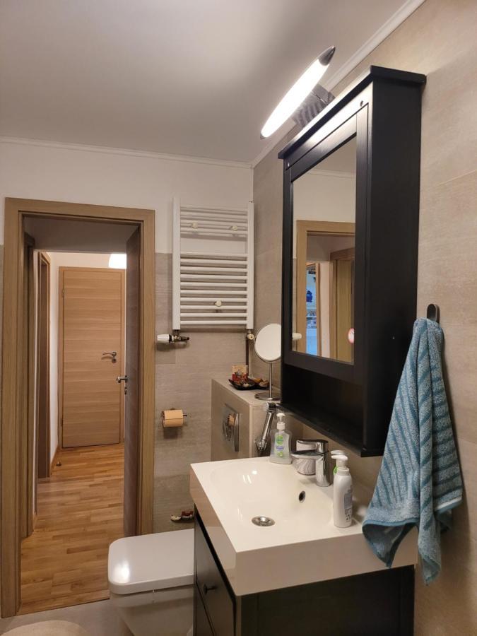 Family Friendly With Kids Room, Quiet And Peaceful Bukarest Exteriör bild