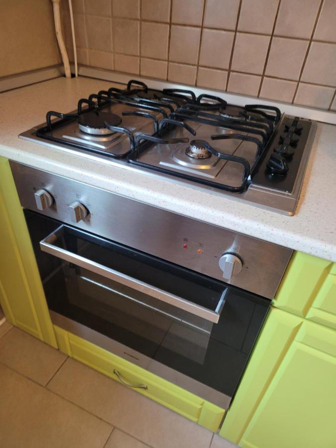 Family Friendly With Kids Room, Quiet And Peaceful Bukarest Exteriör bild